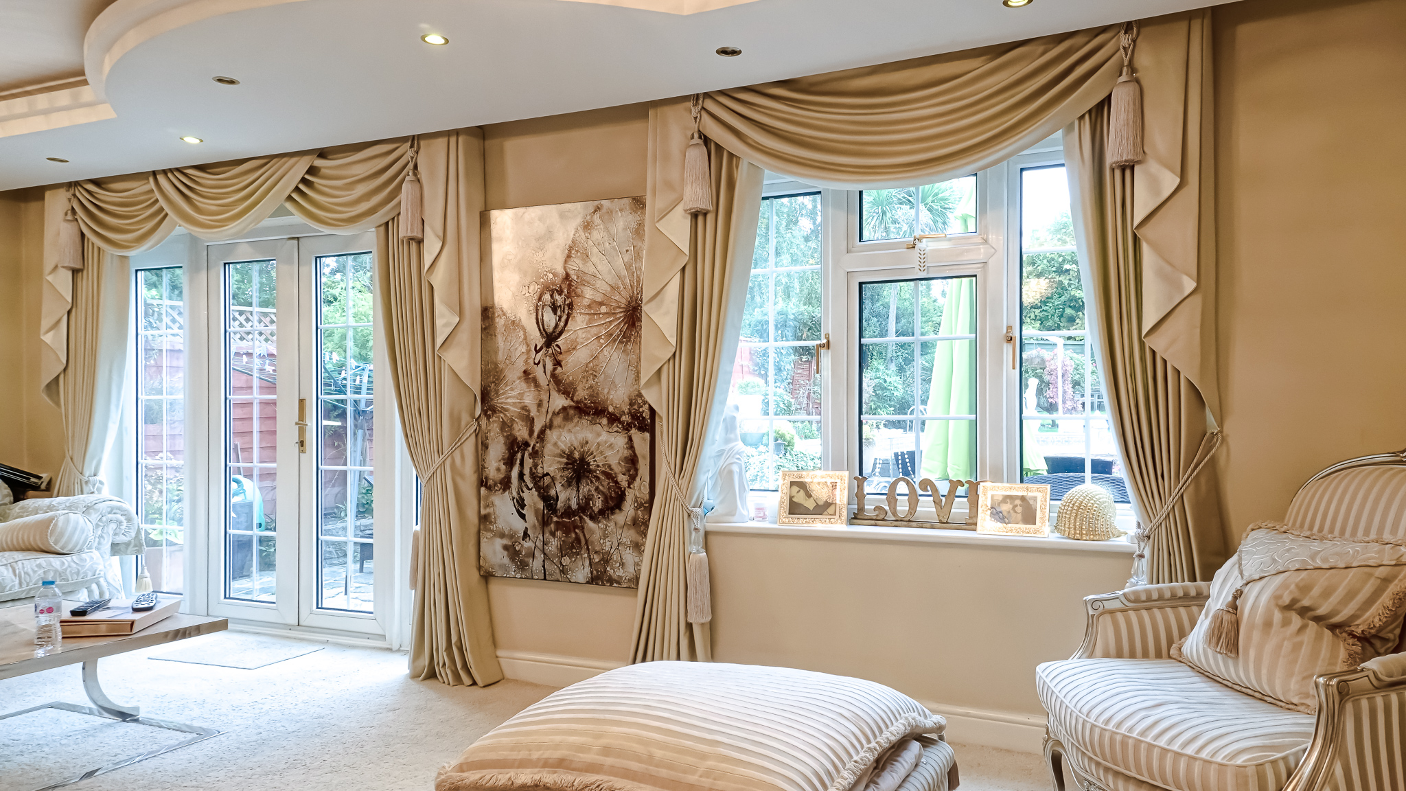 Living room swags and tails curtains